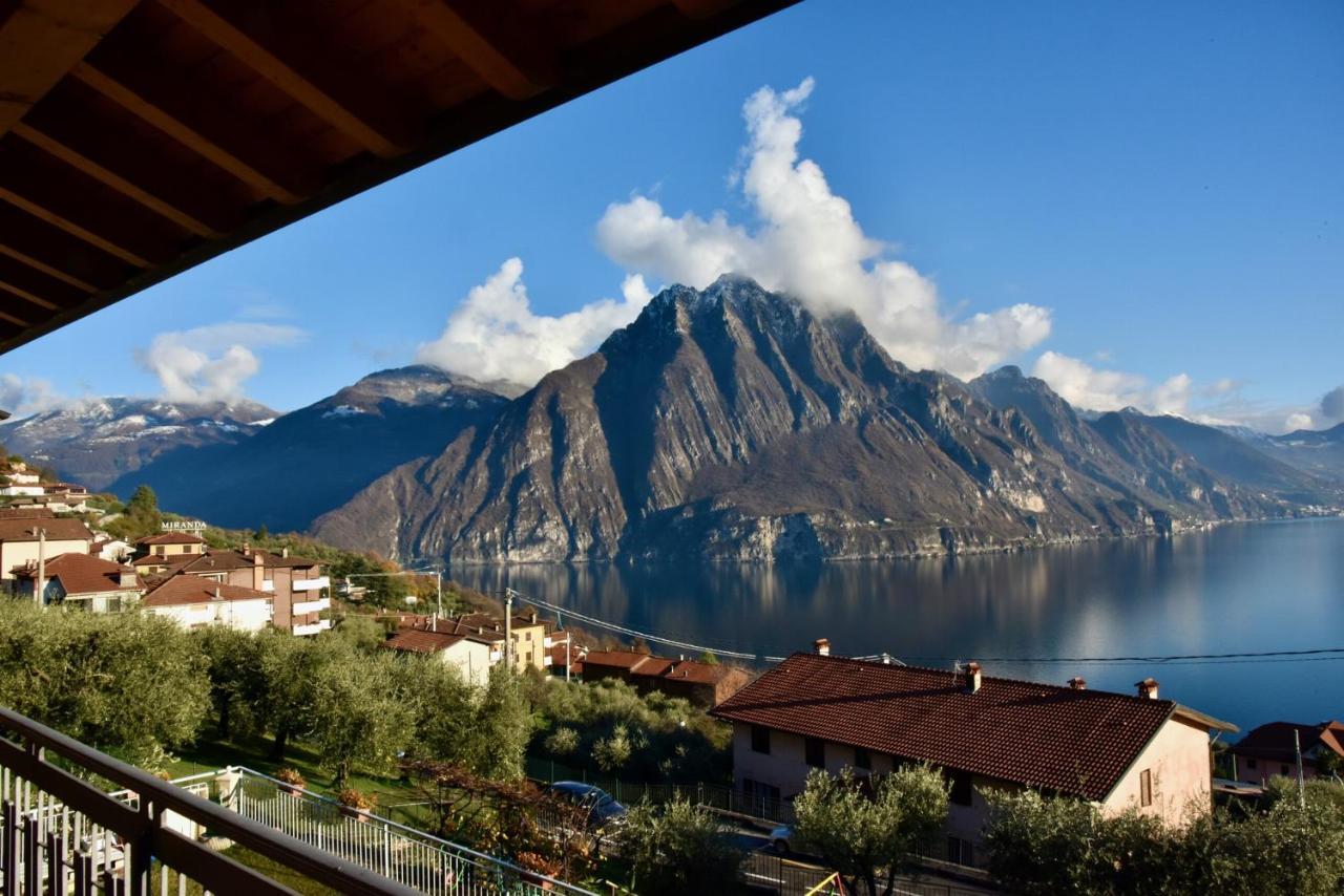 Ferienwohnung Casa Sissi Riva di Solto Exterior foto